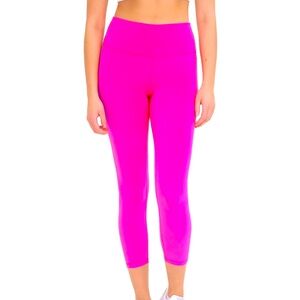90 Degree by Reflex neon hot pink cropped leggings size S /Small